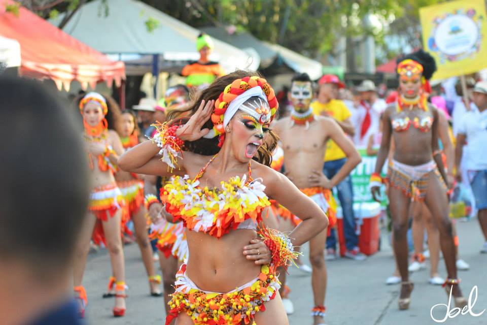 Carnaval is sexy - Joel Duncan Medellin Photographer Carnaval 2015