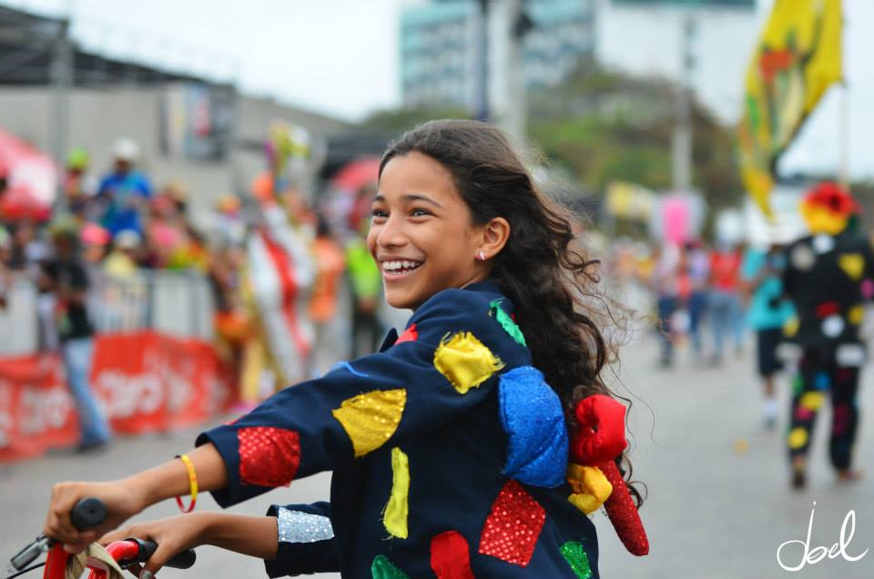 Child Joy - Joel Duncan Medellin Photographer Carnaval 2015